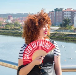 Abanico "Cazzo di caldo" rojo