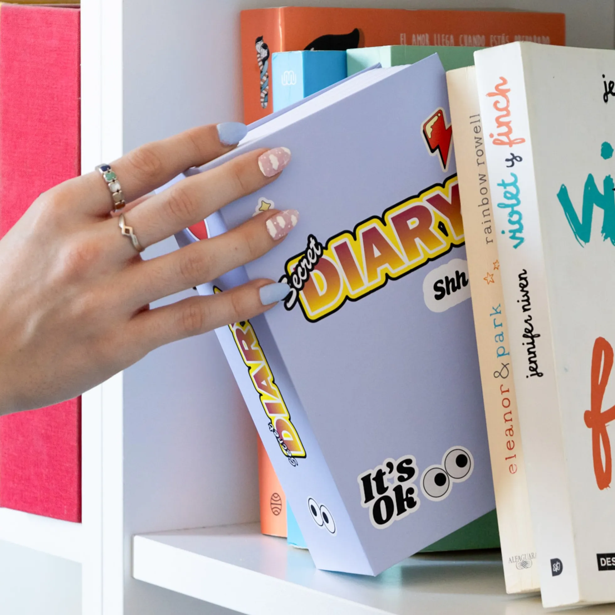 Caja fuerte libro “Secret diary”