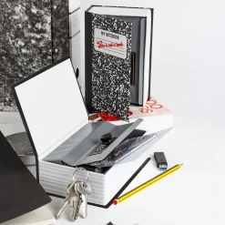 Caja fuerte libro “This is not a book”