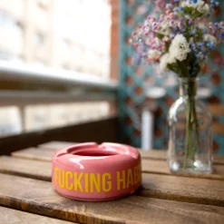 Cenicero "Fucking Habit” rosa
