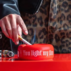 Cenicero “You light my fire”