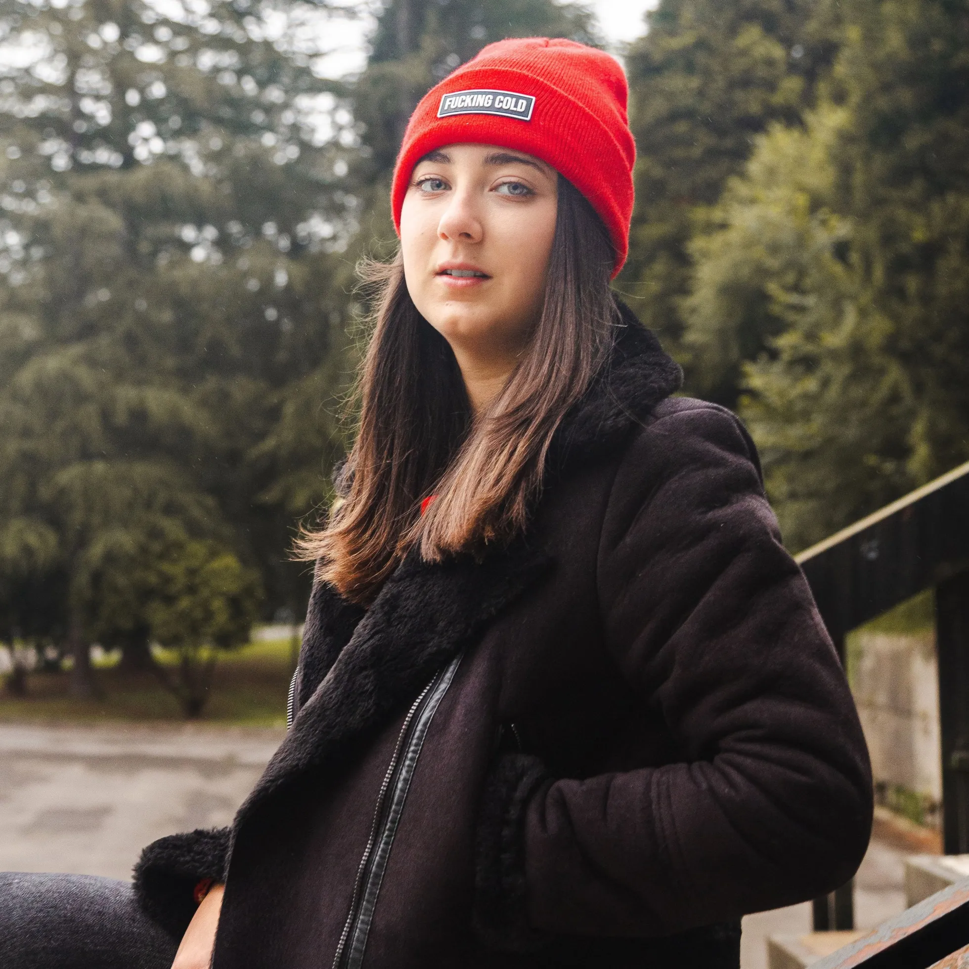 Gorro "Fucking cold" rojo