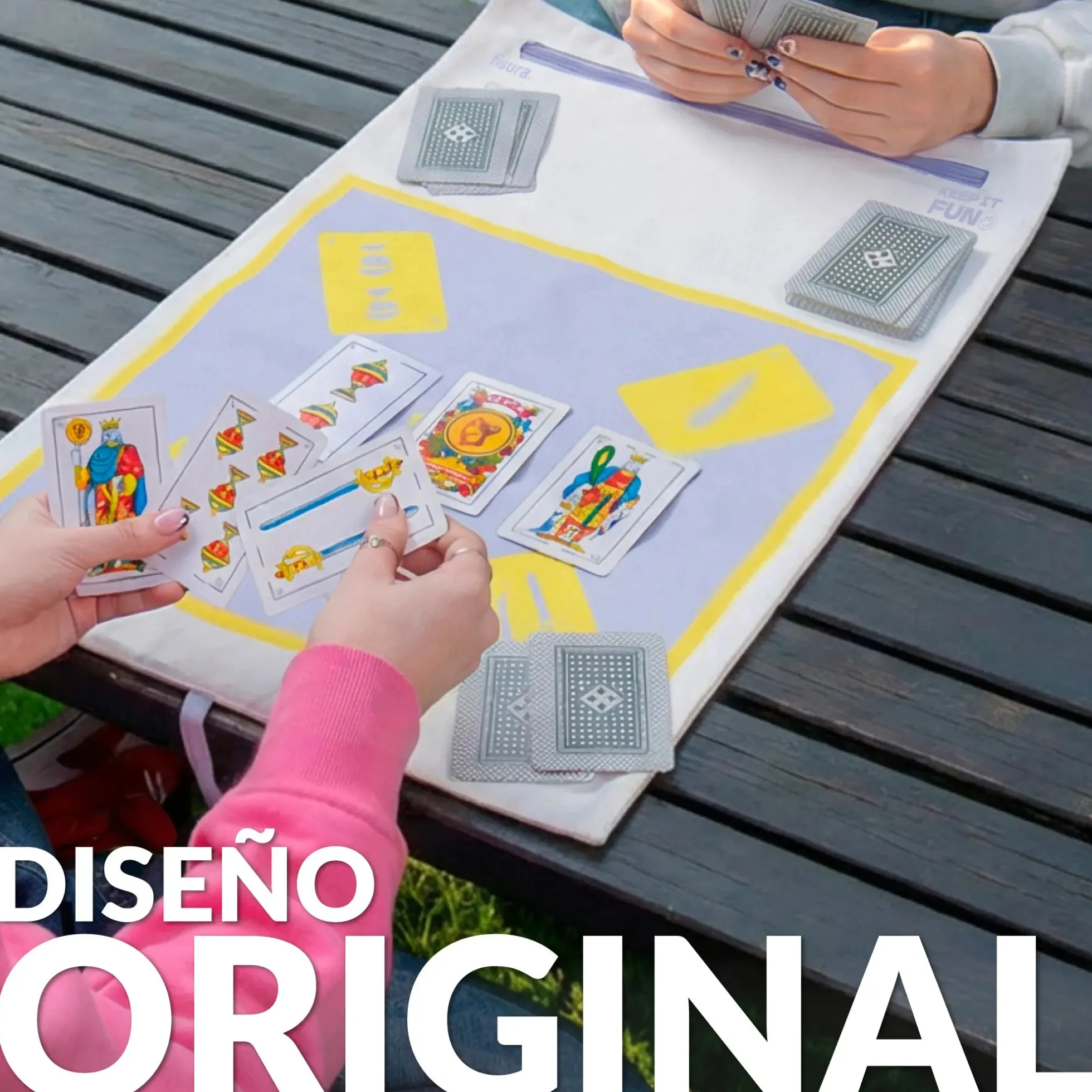Juego de mesa portátil “Baraja española”