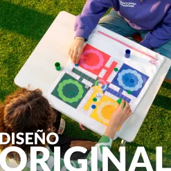 Juego de mesa portátil “Parchís”