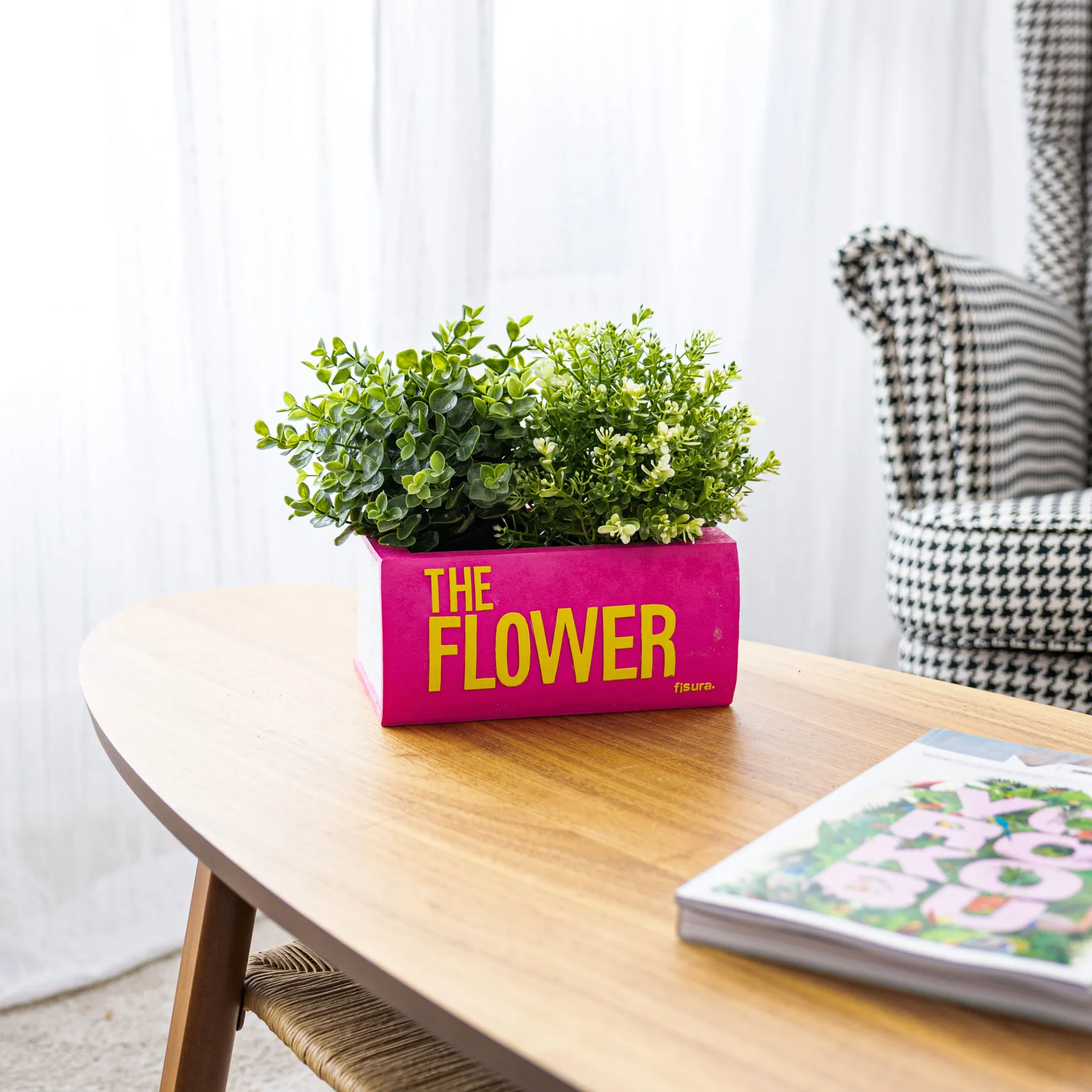 Macetero libro "The flower" rosa