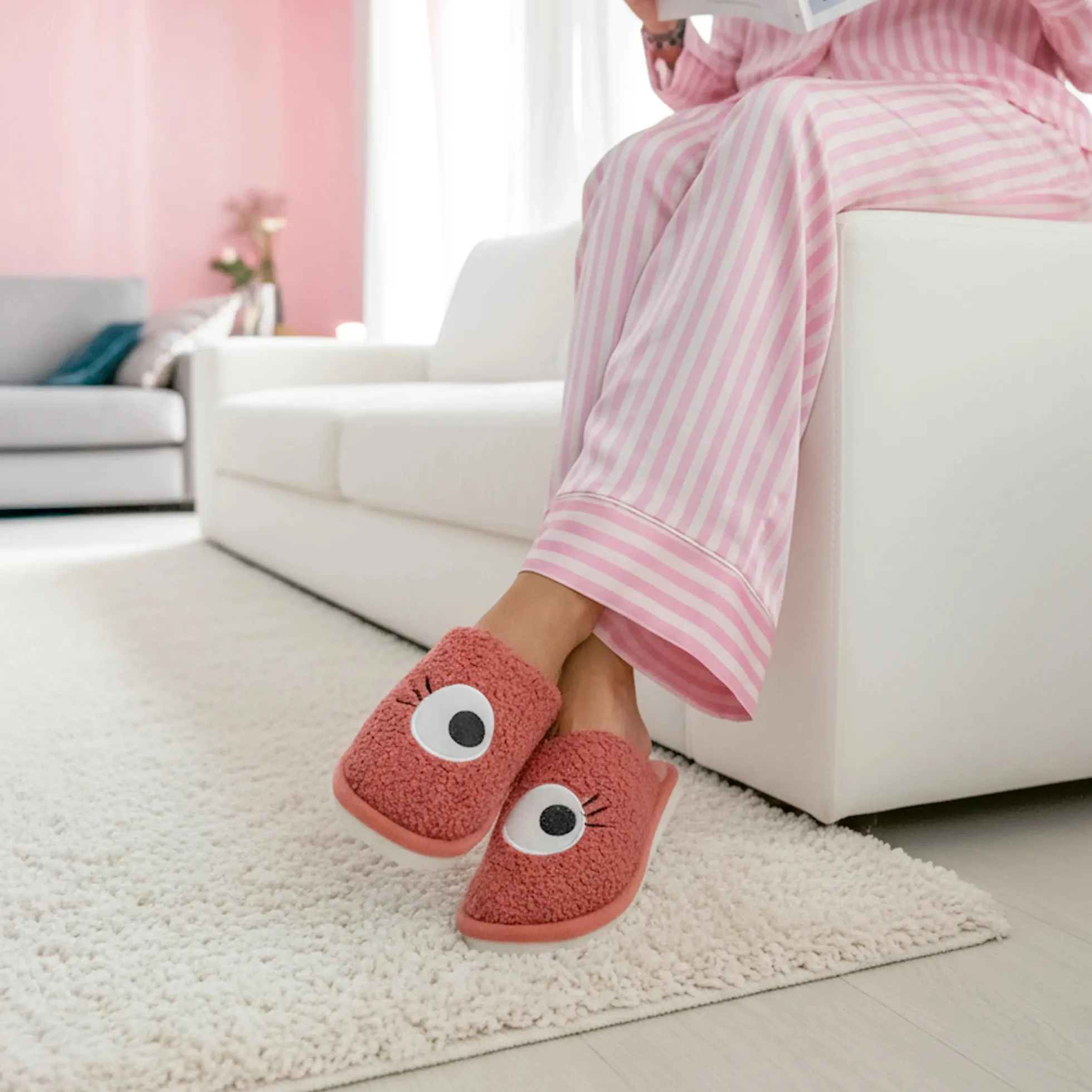 Zapatillas “Ojos” rosa
