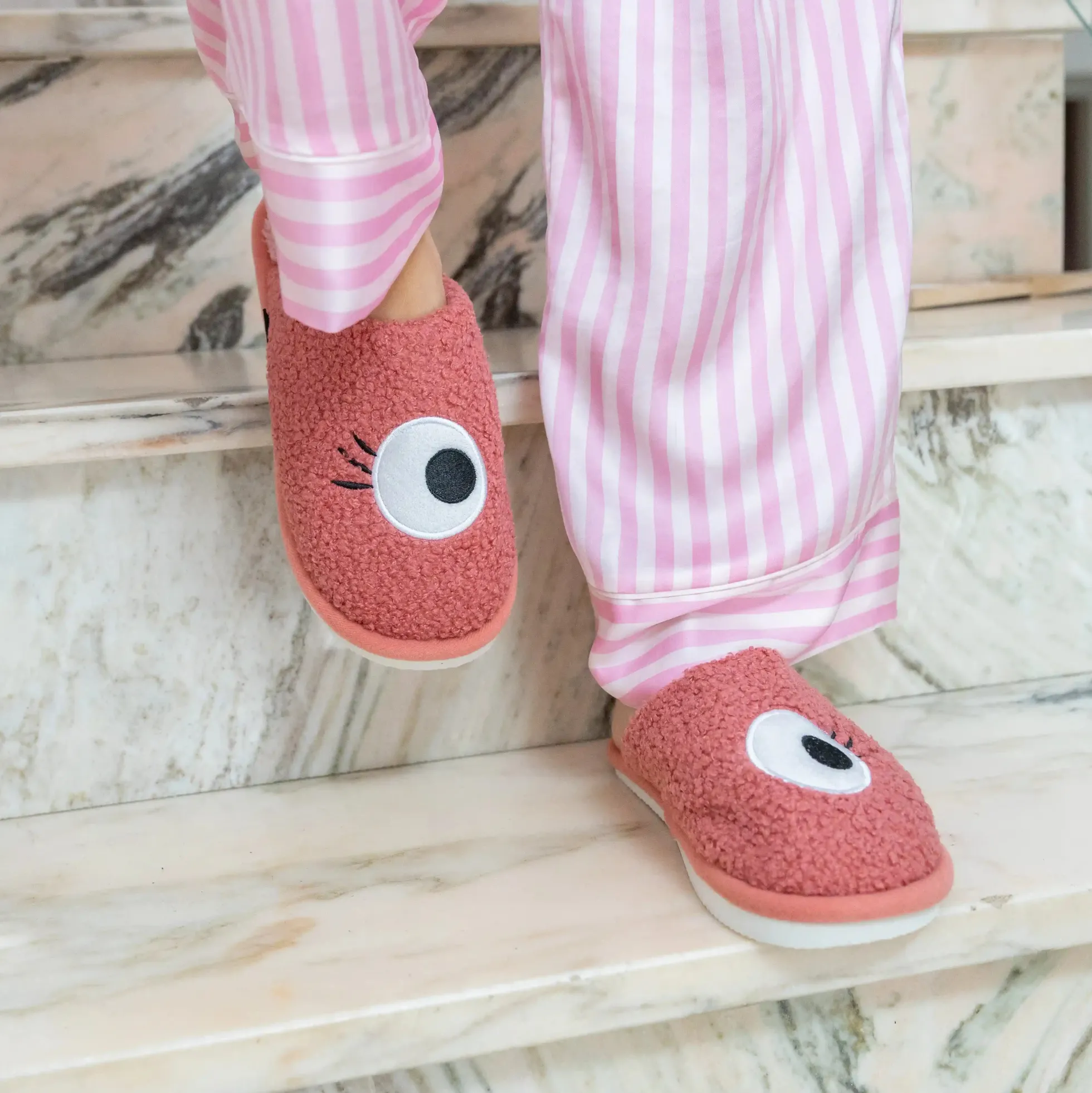 Zapatillas “Ojos” rosa